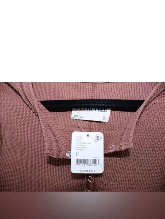 We The Free Twisted Cable Cuff Henley - Caramel Cafe - Picture 2 of 15